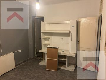 Venta en Block 3 Locales  con  2 Departamentos en Victoria Centro.