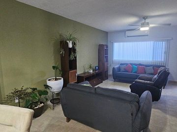 Casa en renta amueblada en Privada en Santa Fe Juriquilla Queretaro