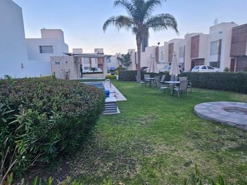 Casa en renta amueblada en Privada en Santa Fe Juriquilla Queretaro