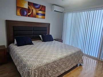Casa en renta amueblada en Privada en Santa Fe Juriquilla Queretaro