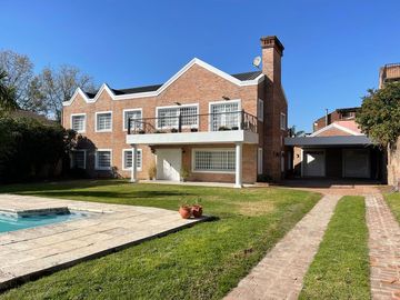 Venta Casa 7 amb c/ jardin y pileta - Punta Chica