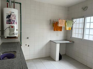 Venta Casa 7 amb c/ jardin y pileta - Punta Chica