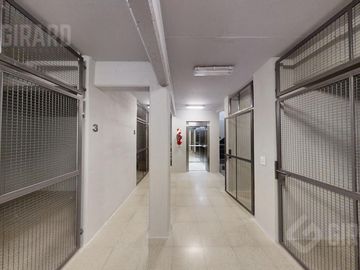 Piso en venta de 4 amb en zona guemes. 2 cocheras. A estrenar.
