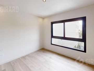 Piso en venta de 4 amb en zona guemes. 2 cocheras. A estrenar.