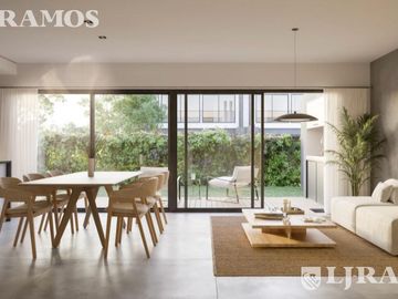 Townhouse de 3 dormitorios en venta en Condominio en Ayres Haus Benavidez