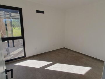 CASA EN VENTA 7 SOLES 3 DORMITORIOS