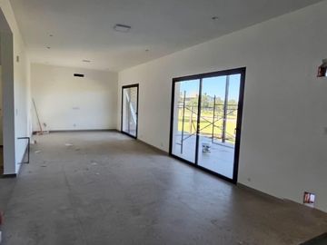 CASA EN VENTA 7 SOLES 3 DORMITORIOS