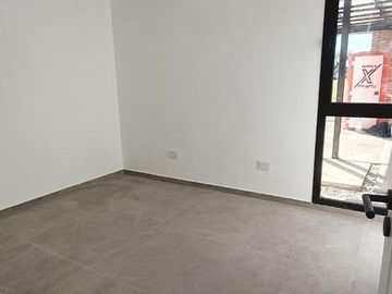 CASA EN VENTA 7 SOLES 3 DORMITORIOS