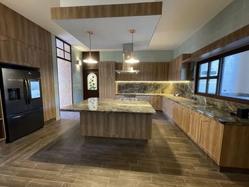 Venta Casa en Temozon Norte en Privada Soluna