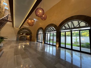 Venta Casa en Temozon Norte en Privada Soluna