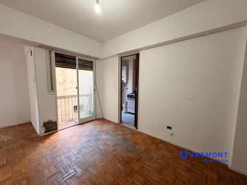 H.Yrigoyen al 3600 | Boedo | Depto 2 ambientes, a pocos metros de Av. Boedo | Venta
