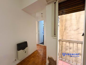 H.Yrigoyen al 3600 | Boedo | Depto 2 ambientes, a pocos metros de Av. Boedo | Venta