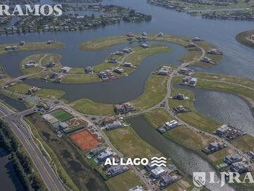 Lote a la laguna en venta en Los Puentes, Nordelta.
