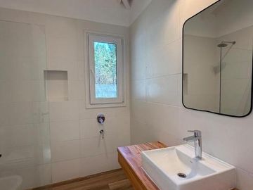 Casa en Venta Costa Esmeralda Barrio Senderos, 3 Dormitorios 150m² Pileta Amoblada USD 250.000