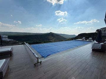 DEPARTAMENTO AMUEBLADO RENTA VISTA PANORAMICA CAÑADAS DE LAGO QUERETARO