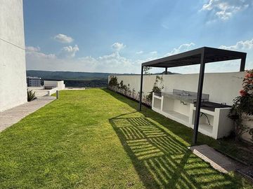 DEPARTAMENTO AMUEBLADO RENTA VISTA PANORAMICA CAÑADAS DE LAGO QUERETARO