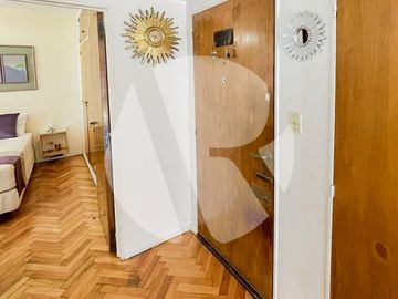 Piso 11 con Balcon 2 Ambientes con Vista Abierta Amoblado