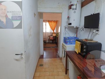 Chalet en Llavallol con 3 dormitorios y cochera!