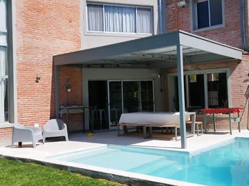 Casa VENTA 5 Amb El Lucero, Escobar con pileta