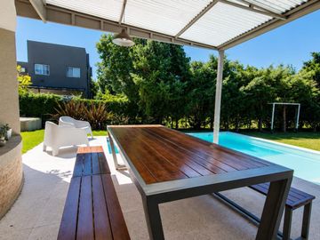 Casa VENTA 5 Amb El Lucero, Escobar con pileta