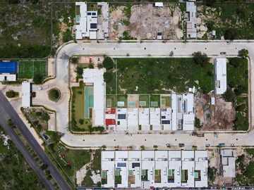 Casa en venta en Residencial Adana, Xcanatún, Mérida. Yucatán.