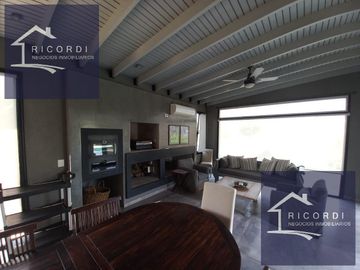 Venta Casa - Barrio Privado Altos de Campo Grande / Pilar