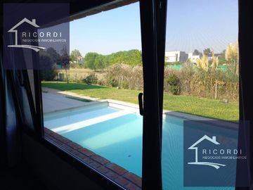 Venta Casa - Barrio Privado Altos de Campo Grande / Pilar