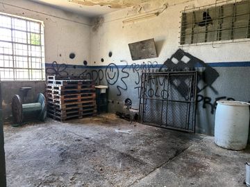 Galpón en venta, 163 m² cubiertos, Campana Centro