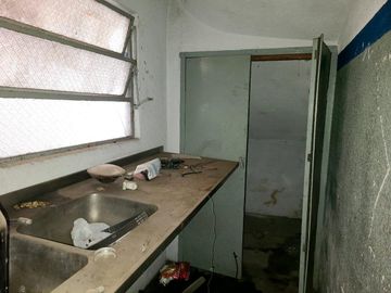 Galpón en venta, 163 m² cubiertos, Campana Centro