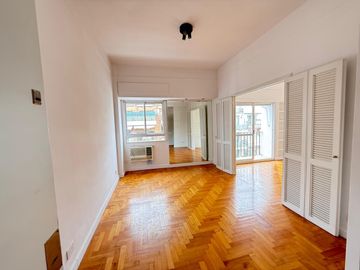 Alquiler Depto 2 ambientes - Peña y Junin - 7 piso -  Frente - Mucha luz - Balcón - Recoleta