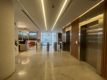 Oficina de 265 m2 en alquiler en Vicente López