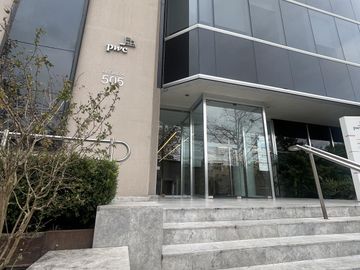 Oficina de 265 m2 en alquiler en Vicente López