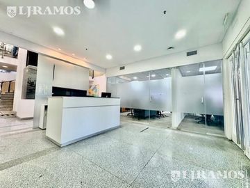 EDIFICIO DE OFICINAS LOMAS DE SAN ISIDRO