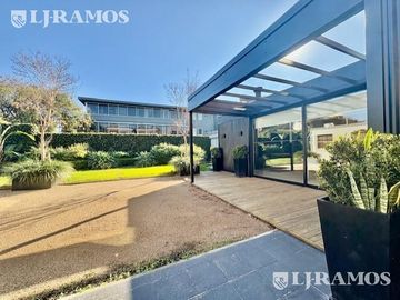 EDIFICIO DE OFICINAS LOMAS DE SAN ISIDRO