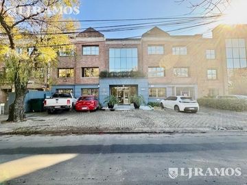 EDIFICIO DE OFICINAS LOMAS DE SAN ISIDRO