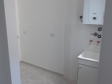 Venta Semipiso 4 ambientes a Estrenar en 9no piso c/Balcón terraza propia 103m² Cochera Opc