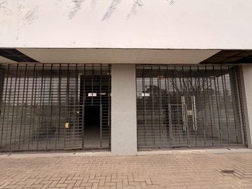 Local comercial sobre colectora