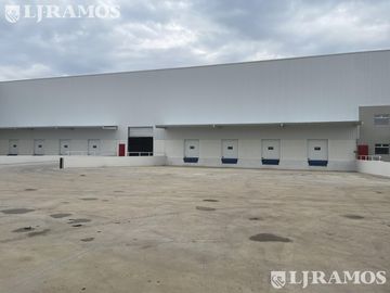 Depósito en Zarate
