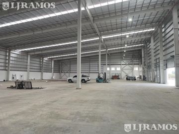 Depósito en Zarate