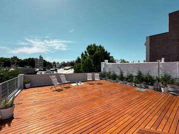 Casa de 3 dormitorios con patio, cochera y amplia terraza