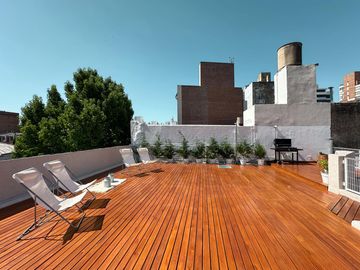 Casa de 3 dormitorios con patio, cochera y amplia terraza
