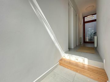 Casa de 3 dormitorios con patio, cochera y amplia terraza