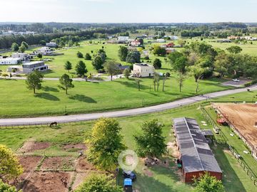 Terreno en Venta con salida a la laguna en El Campo. 2da Etapa. 1274 m2. Los Cardales