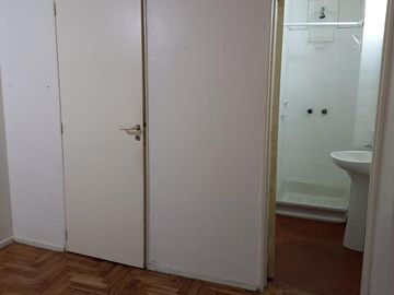 BAJAS EXPENSAS - OPORTUNIDAD - Av Rivadavia y Ayacucho  - Divino Monoambiente Apto profesional