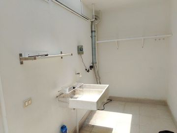 CASA EN VENTA EN JURIQUILLA DE UN PISO CON AMENIDADES