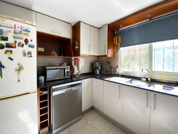 Casa en Venta sobre Av Francia - Apto Crédito