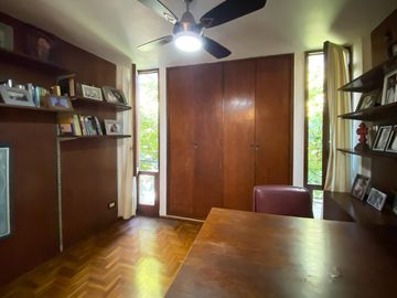 Casa en Venta sobre Av Francia - Apto Crédito
