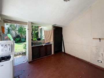 Casa en Venta sobre Av Francia - Apto Crédito