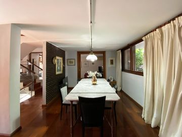 Casa en Venta sobre Av Francia - Apto Crédito