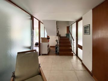 Casa en Venta sobre Av Francia - Apto Crédito